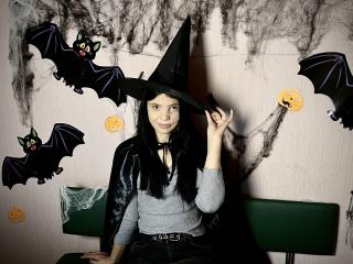 ElizavetaCino - Live porn &amp; sex cam - 18324110