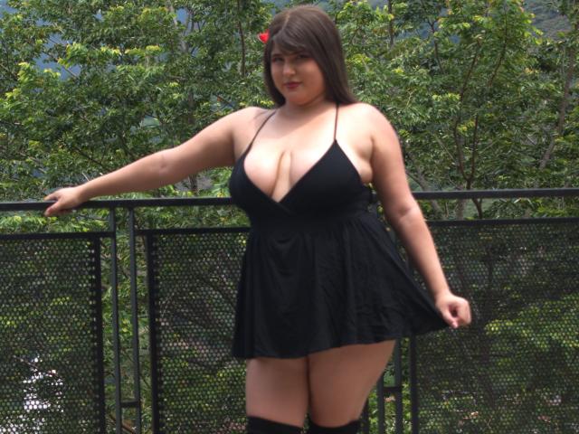 KarmillaCart - Live sex cam - 18324234