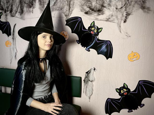 ElizavetaCino - Camera khiêu dâm &amp; quyến rũ trực tiếp - 18324258