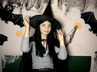 ElizavetaCino - Live porn &amp; sex cam - 18324270