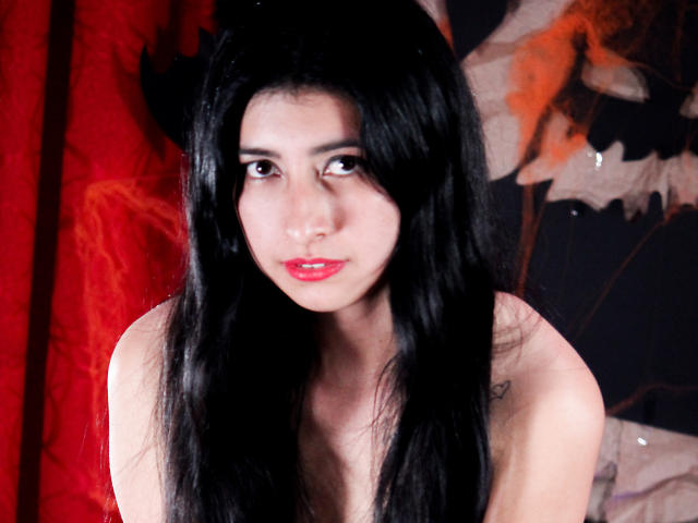 EmmaXWilliams - Sexe cam en vivo - 18330406