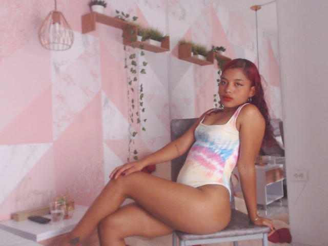 HilaryCook - Live sex cam - 18331918
