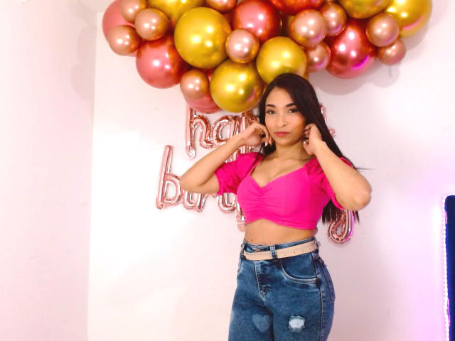 SarahyJhones - Live porn &amp; sex cam - 18333046