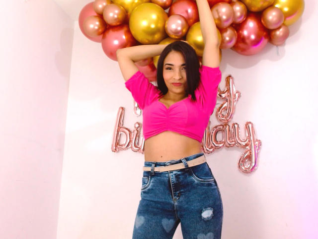 SarahyJhones - Live porn &amp; sex cam - 18333082