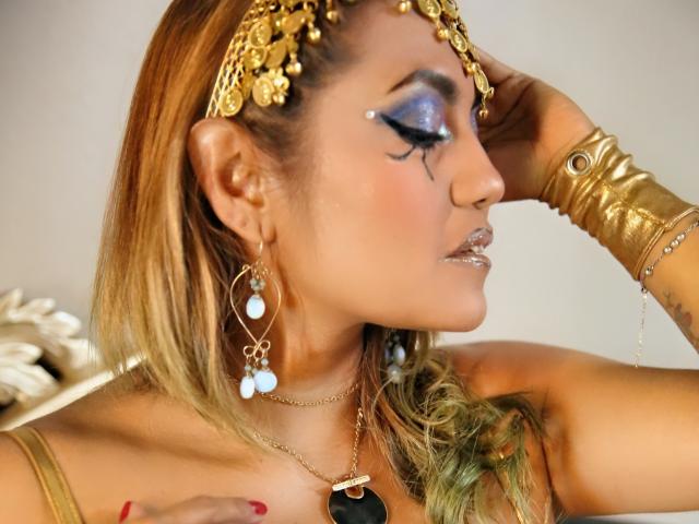 LaraHotXMilf - Live porn &amp; sex cam - 18335834