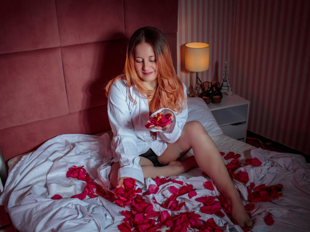 VioletaMora - Camera khiêu dâm &amp; quyến rũ trực tiếp - 18335866