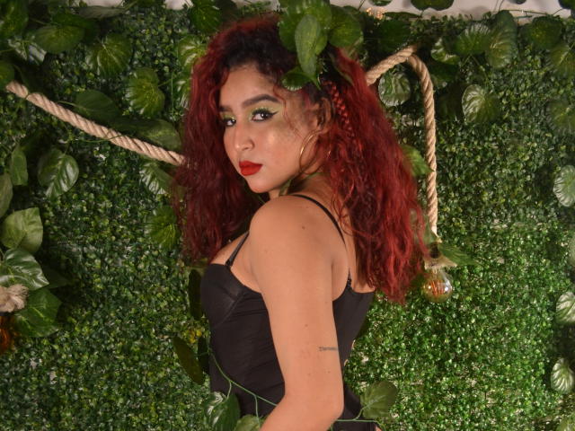 SaraSpanic - Live sex cam - 18336422