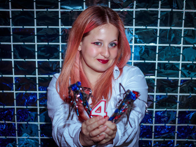 VioletaMora - Live sex cam - 18336902