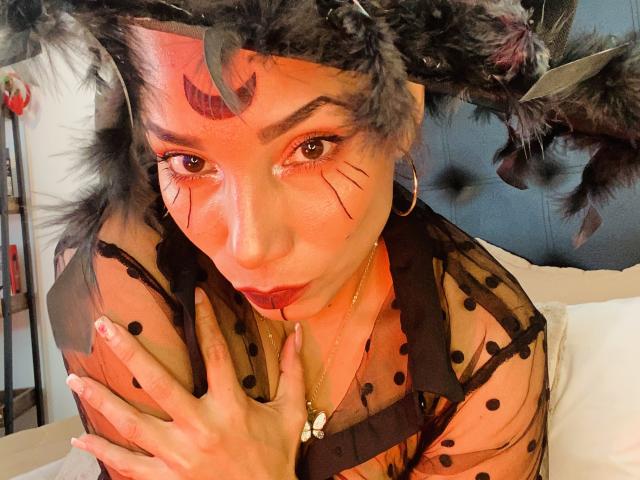 AmberDemons - Live porn &amp; sex cam - 18337406