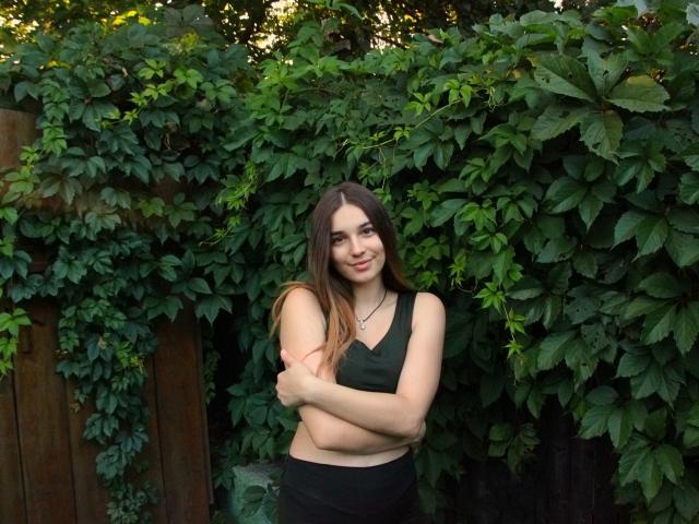 ElizaSaner - Sexe cam en vivo - 18341206