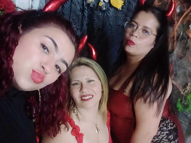 LesbianTrioMilfs - Live porn &amp; sex cam - 18344406