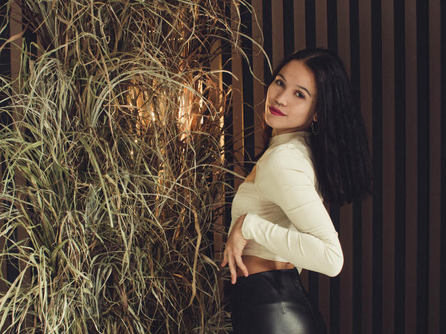 RoxyCaty - Camera khiêu dâm &amp; quyến rũ trực tiếp - 18345254