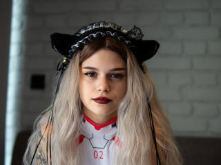 MaryKruz - Live porn &amp; sex cam - 18347826