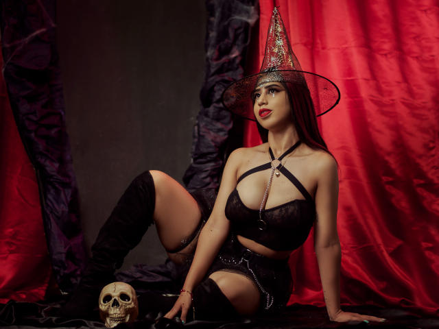 DarcyMoore - Live porn &amp; sex cam - 18348398