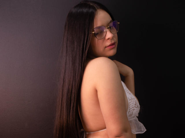 Kristaline - сексуальная веб-камера в реальном времени - 18348778