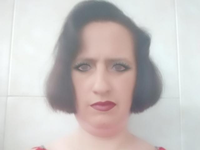 LouisaTaft - сексуальная веб-камера в реальном времени - 18355650