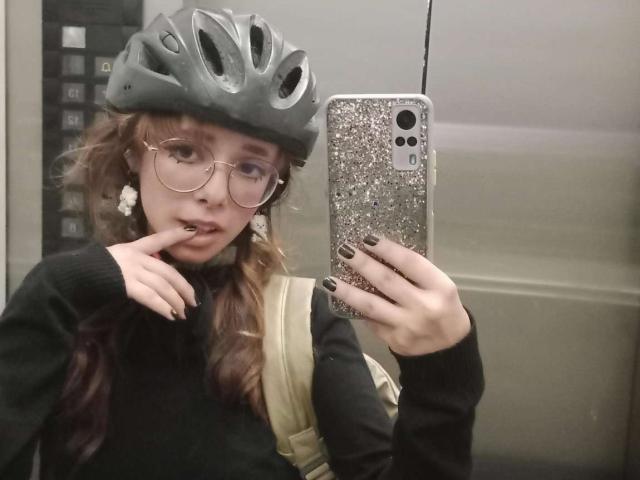 LilyLille - Sexe cam en vivo - 18356174