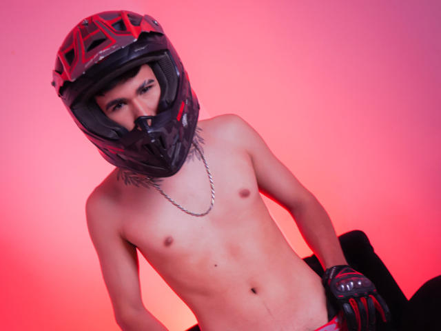 AndresEvanns - Live porn &amp; sex cam - 18363234