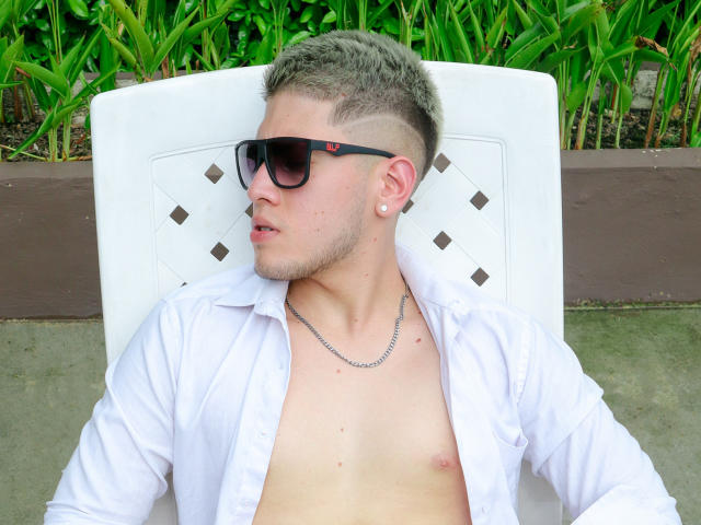 SebastiianMaxime - ライブポルノ&amp;セックスカム - 18364442