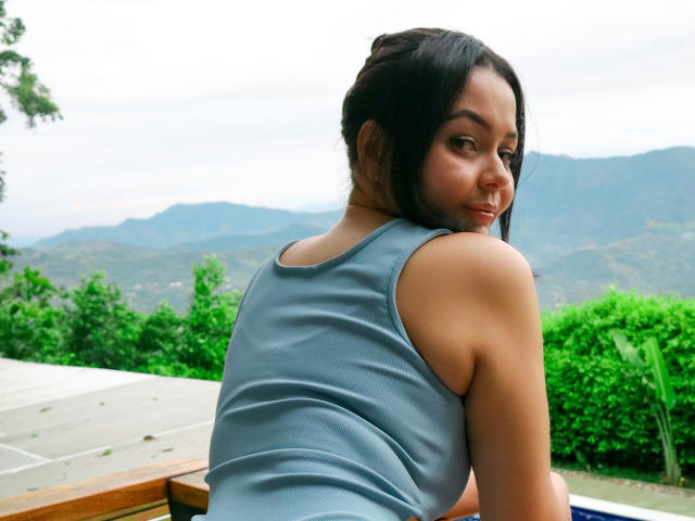 RoseThorm - Live Sex Cam - 18364554