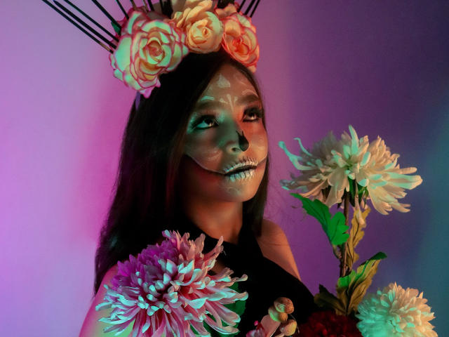 EvaMcAllister - Porno na żywo i seks kamera - 18368286