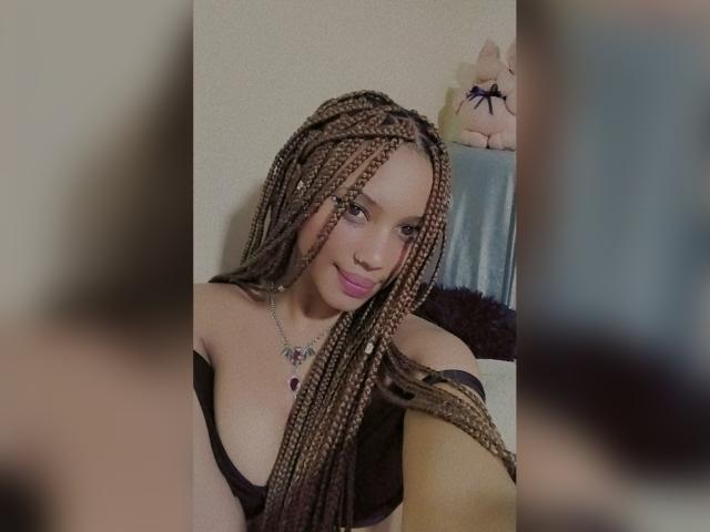 CamilaMae - Live sex cam - 18371258