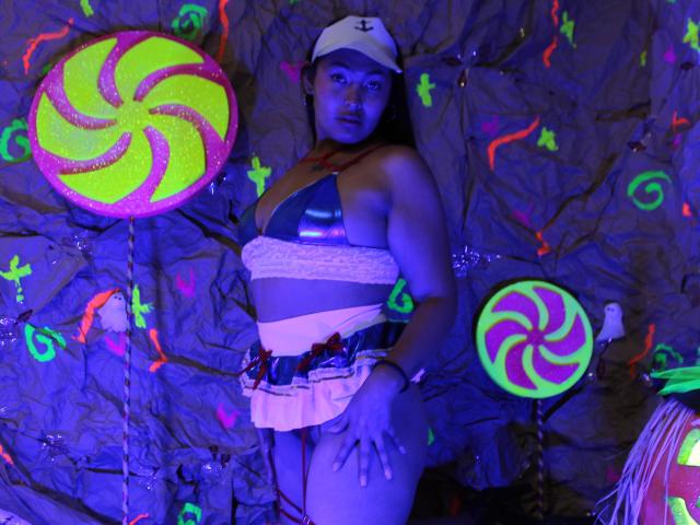 AlissonDiamond - Live porn &amp; sex cam - 18372690