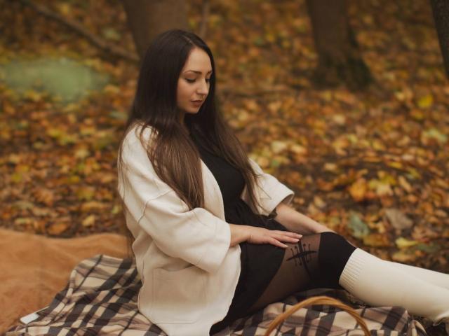 RosettaAbigale - Live sex cam - 18376406