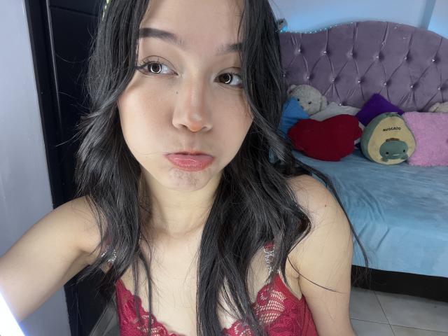 DeisyWest - Live porno og sexkamera - 18376782