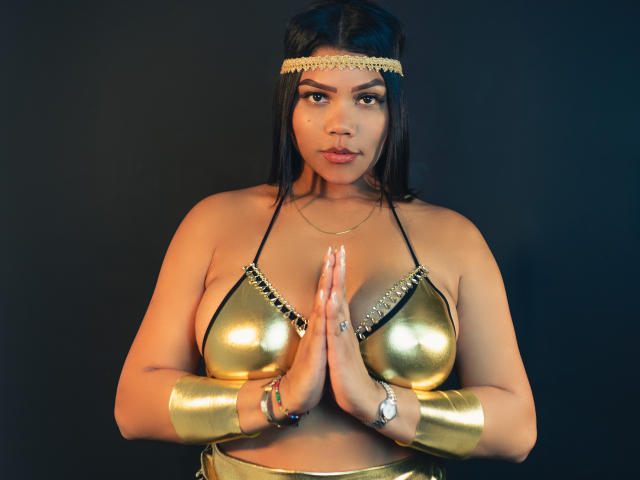 NickyBernad - Live Sex Cam - 18377482