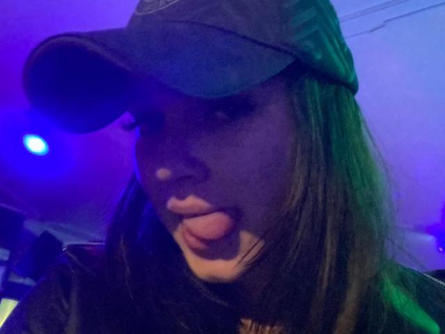 CelesteMitchell - Sexe cam en vivo - 18381142