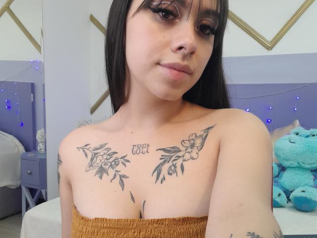 ChanelDeRosee - сексуальная веб-камера в реальном времени - 18381222