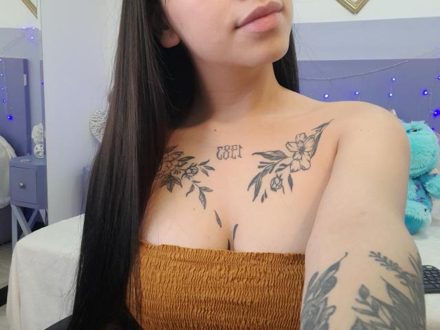 ChanelDeRosee - Live porn &amp; sex cam - 18381238