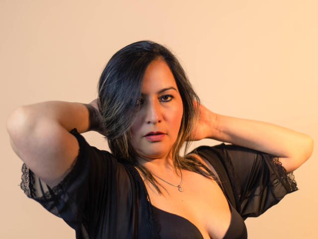 JanneLu - Live porn &amp; sex cam - 18382686