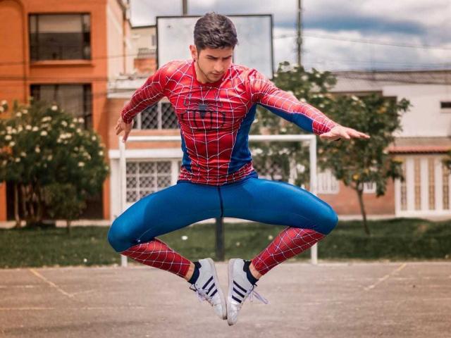 ZackCooper - Sexe cam en vivo - 18383694