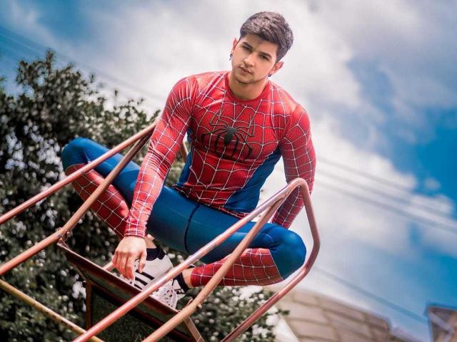 ZackCooper - Sexe cam en vivo - 18383698