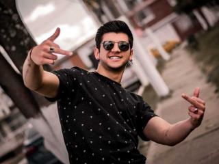 ZackCooper - Sexe cam en vivo - 18383706