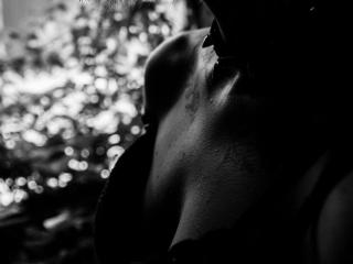 SmokingRavien - Live sex cam - 18386850