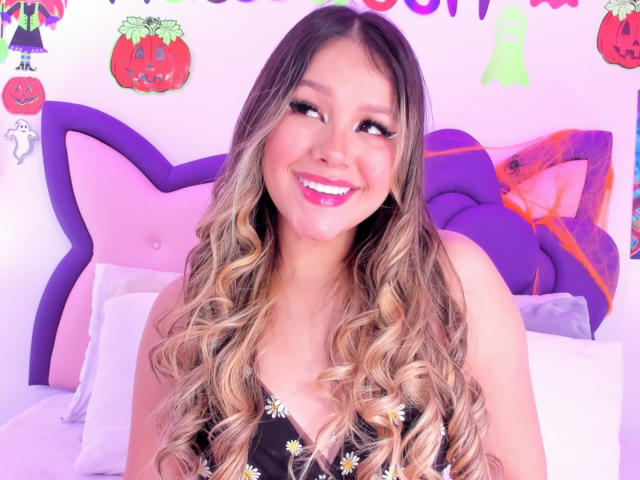 LilaLutz - Live sex cam - 18392510