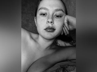 Kisa69x - Live porn &amp; sex cam - 18392738