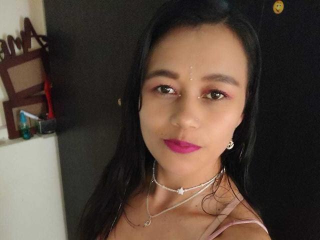 LunaYun - сексуальная веб-камера в реальном времени - 18397026