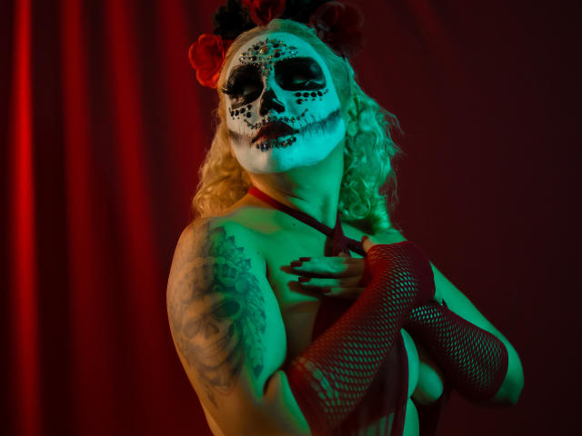 KileyRossee - Live porn &amp; sex cam - 18397090