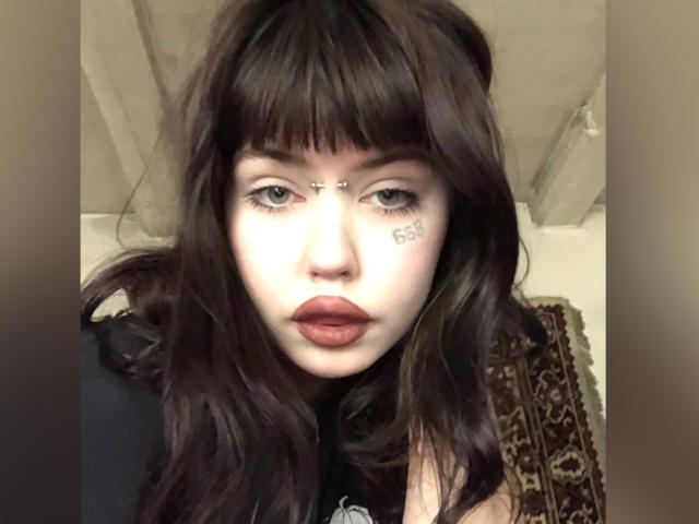 TinaTayilor - Live porn &amp; sex cam - 18400770