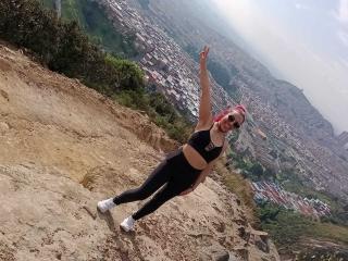 MelaniSmhit - сексуальная веб-камера в реальном времени - 18401374