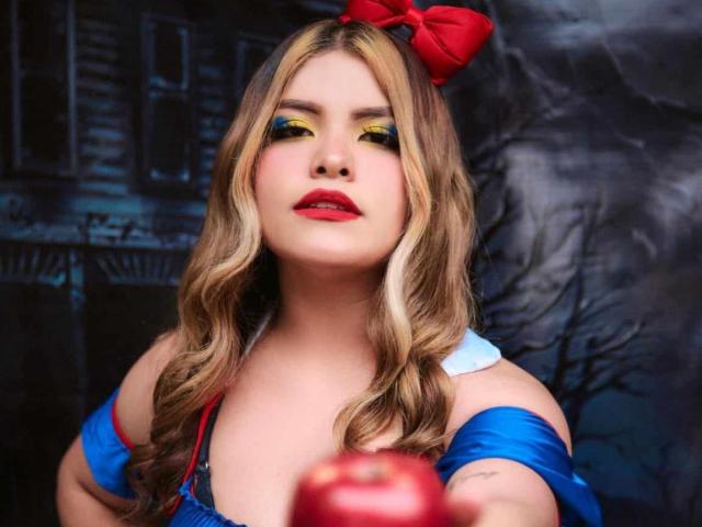 LuciaRobertz - Live porn &amp; sex cam - 18402786