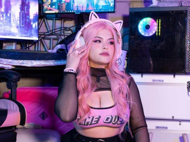 LuciaRobertz - Live sex cam - 18402966