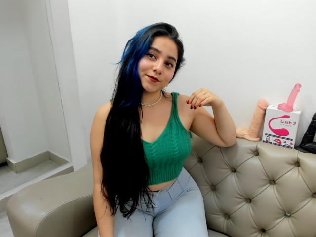 EvaMoretti - Live porn &amp; sex cam - 18404234