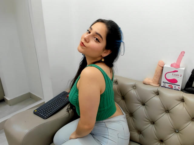 EvaMoretti - Live porn &amp; sex cam - 18404242