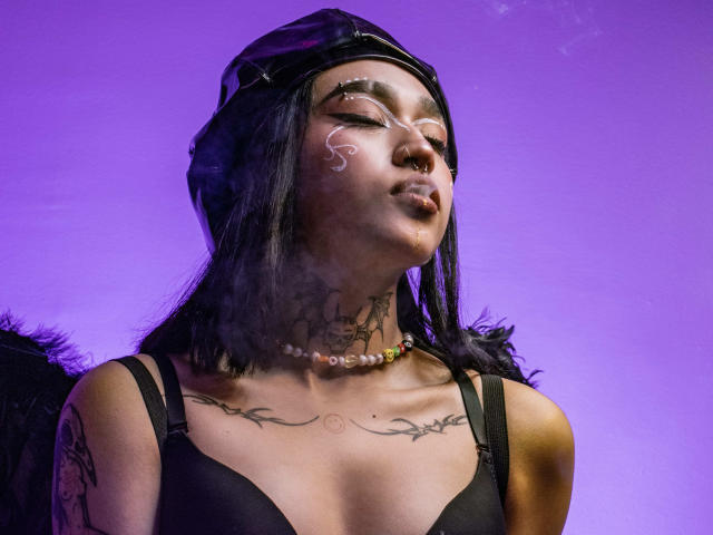 IrisMagic - Live porn &amp; sex cam - 18405102