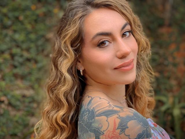 LuciaPerth - Sexe cam en vivo - 18405174